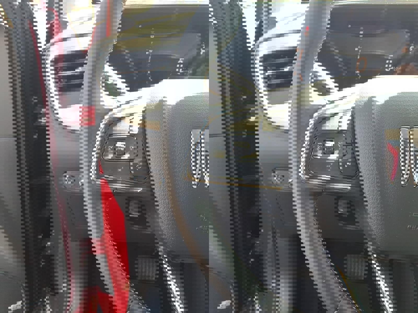 Used 2026 Buick Encore GX Avenir w/ Avenir Technology Package AWD/4WD image 18