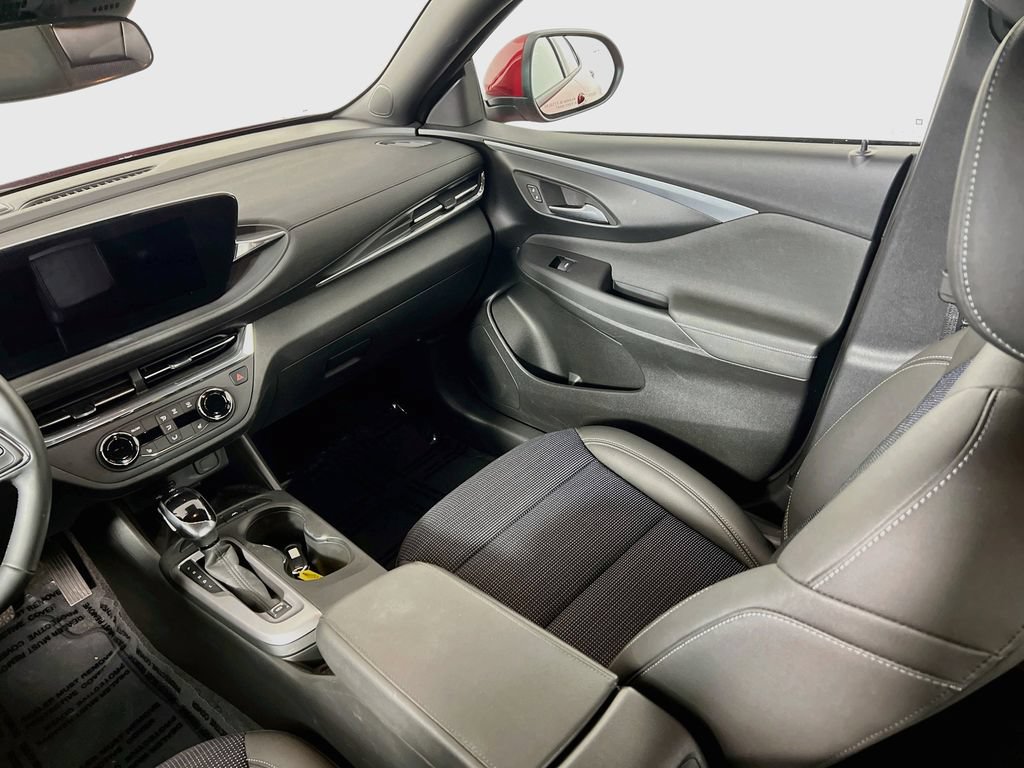 New 2026 Buick Envista Sport Touring w/ Convenience I Package FWD image 19