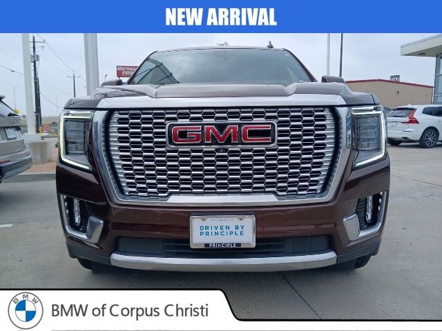 Used 2022 GMC Yukon Denali w/ Max Trailering Package RWD image 2