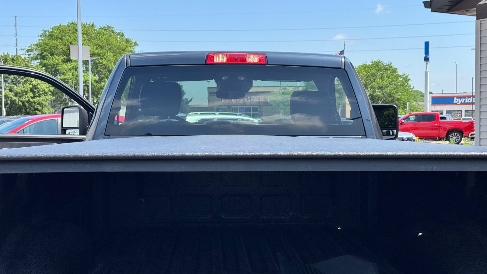 Used 2026 RAM 2500 Tradesman w/ Chrome Appearance Group AWD/4WD image 15