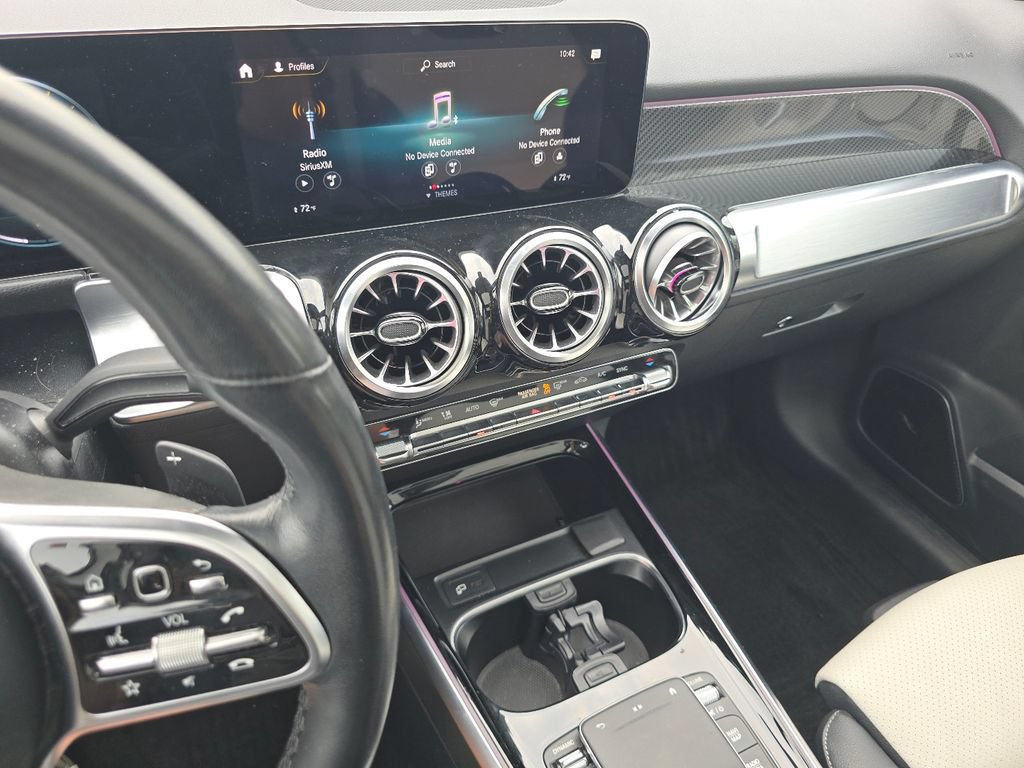 Used 2023 Mercedes-Benz GLB 250 4MATIC image 32