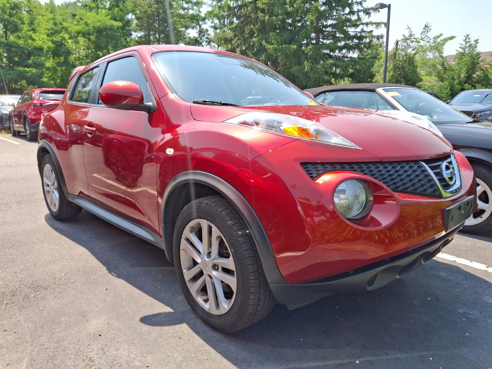 Used 2011 Nissan Juke SV AWD/4WD video 1