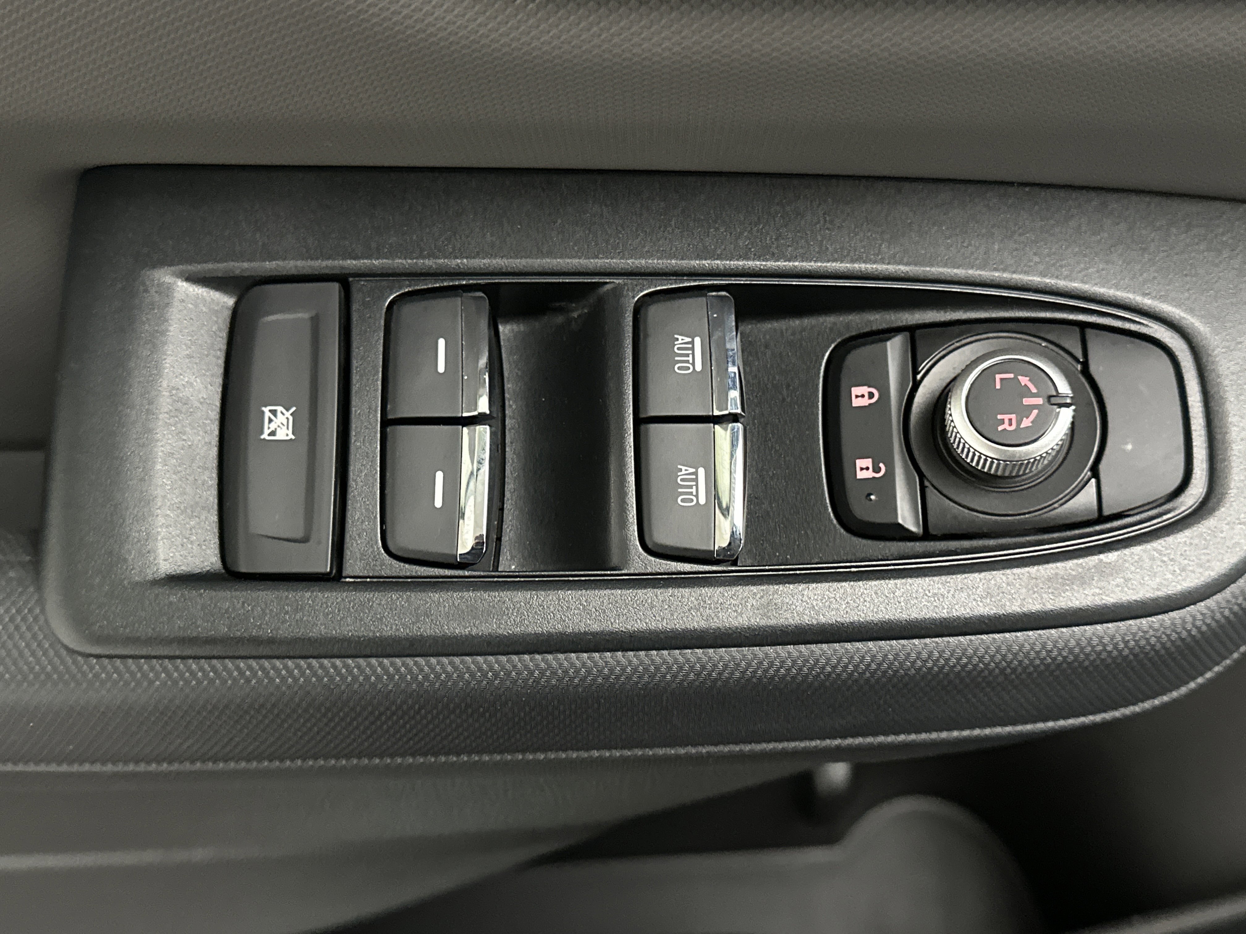 Certified 2025 Subaru Forester Sport image 17