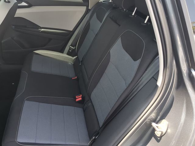 Certified 2025 Volkswagen Taos S FWD image 15
