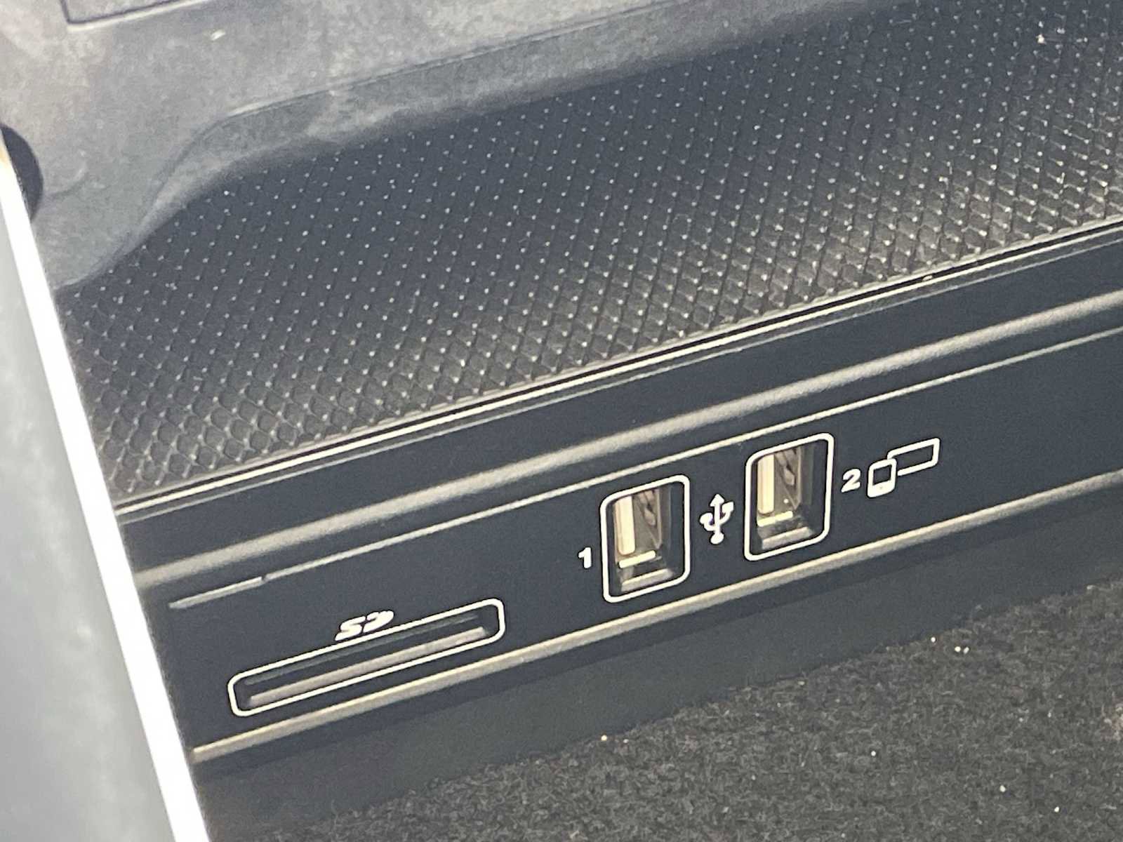 Used 2018 Mercedes-Benz C 300 Sedan image 22