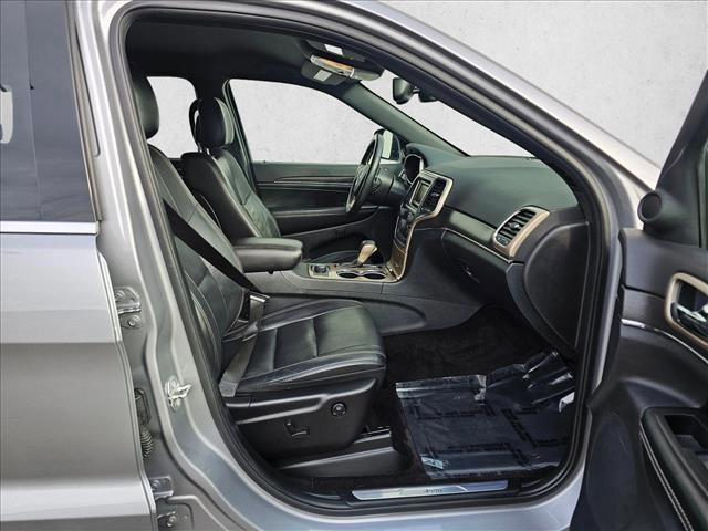 Used 2016 Jeep Grand Cherokee Limited image 10