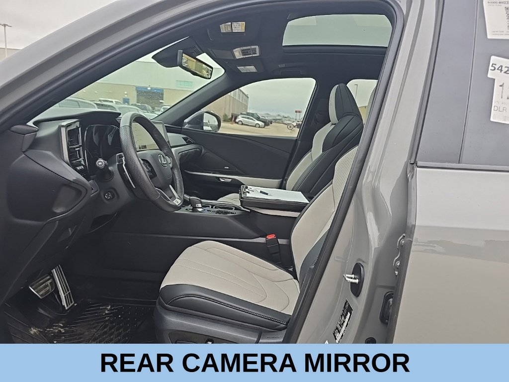 Used 2025 Lexus TX 500h AWD image 14