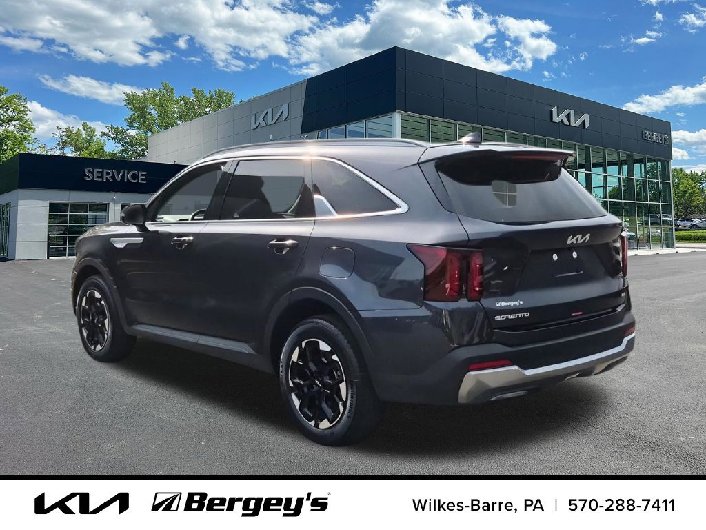 Certified 2026 Kia Sorento S w/ S Panoramic Sunroof Package AWD/4WD image 17