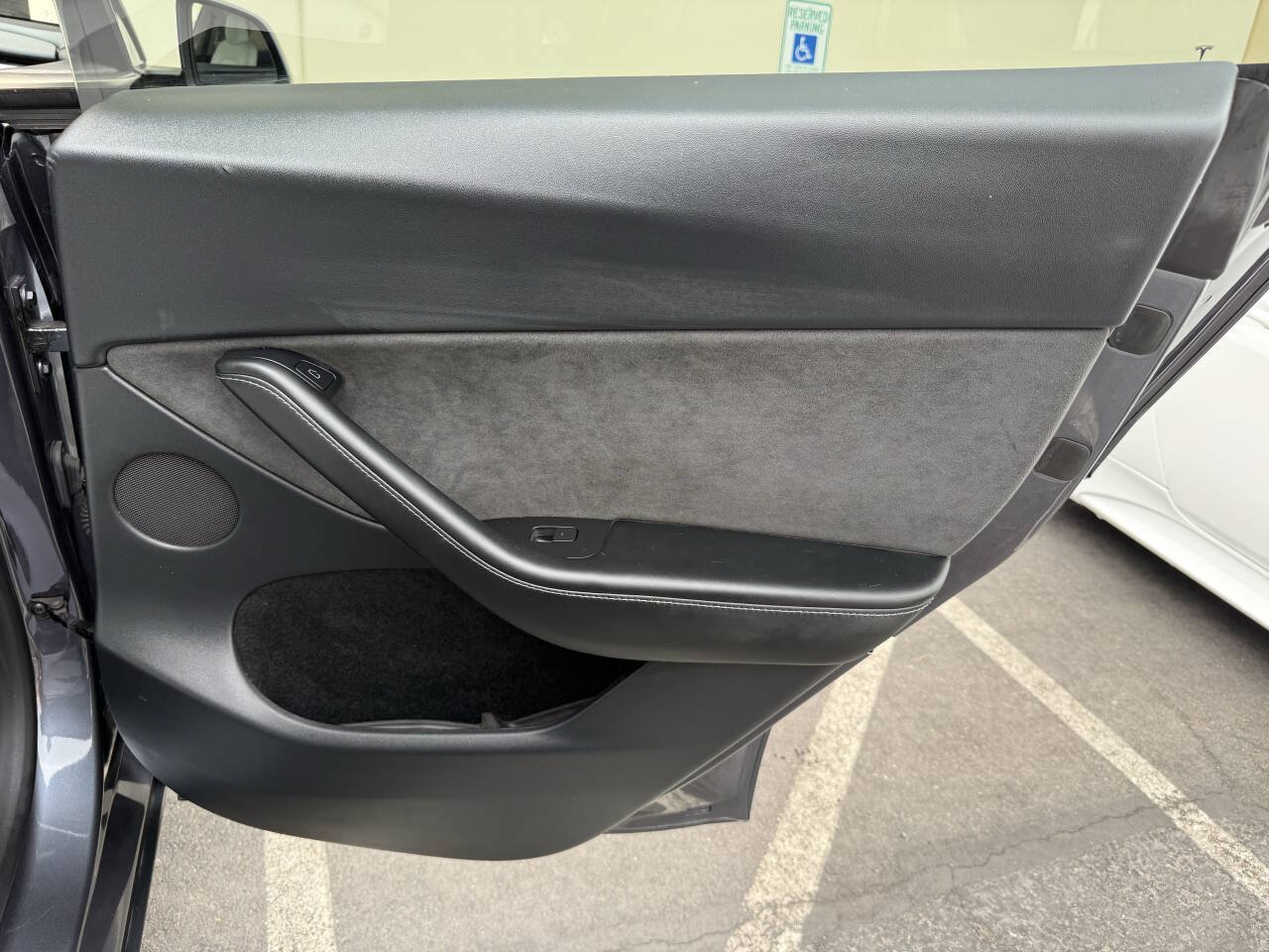 Used 2023 Tesla Model Y Performance AWD/4WD image 28