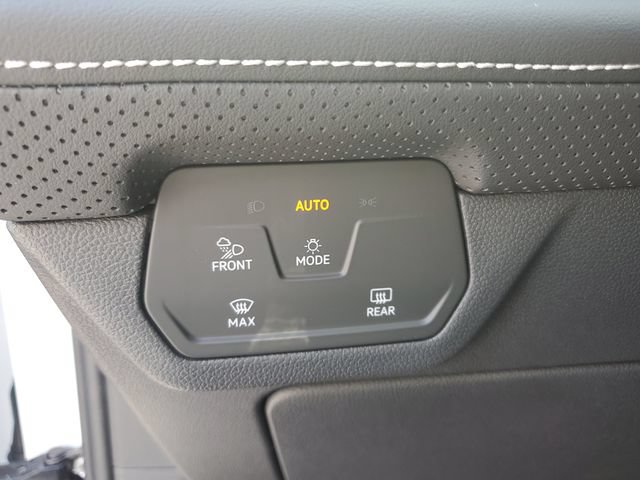 New 2026 Volkswagen Atlas SE FWD image 29