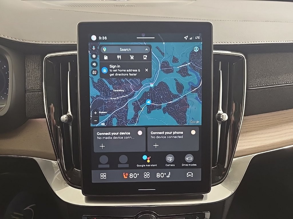 New 2026 Volvo XC90 B6 Plus w/ Protection Package Premier AWD/4WD image 18