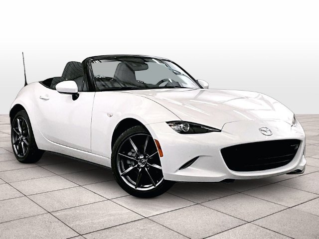Used 2016 MAZDA MX-5 Miata Grand Touring RWD image 2