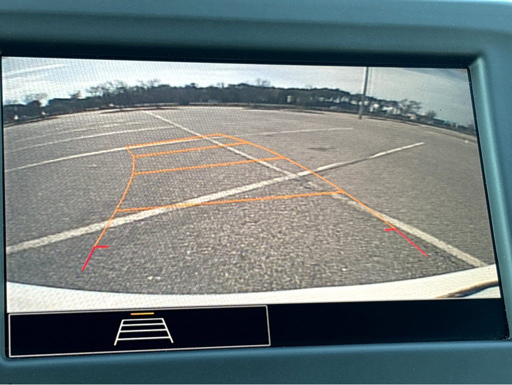 Used 2023 Chevrolet Equinox RS w/ LPO, Floor Liner Package image 33