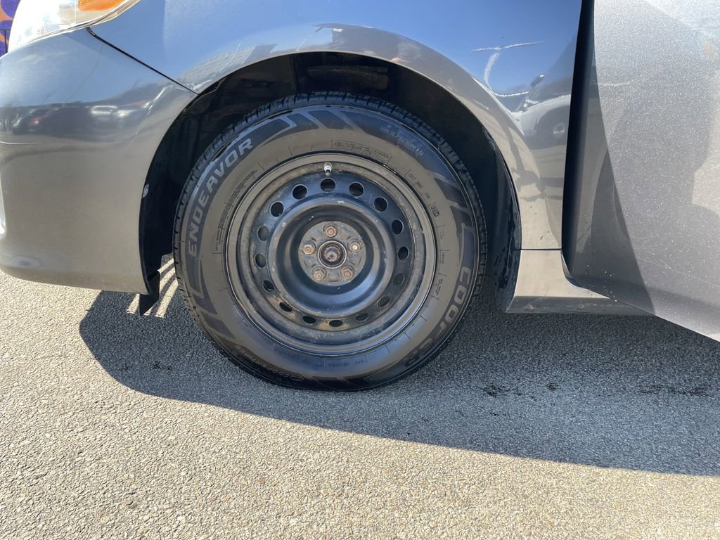 Used 2013 Toyota Corolla L image 9