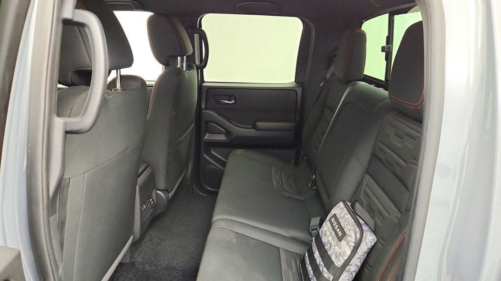 Used 2023 Nissan Frontier PRO-4X w/ Pro Convenience Package AWD/4WD image 19