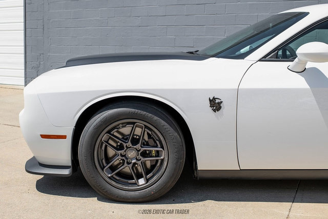 Used 2023 Dodge Challenger SRT Hellcat Redeye RWD image 4