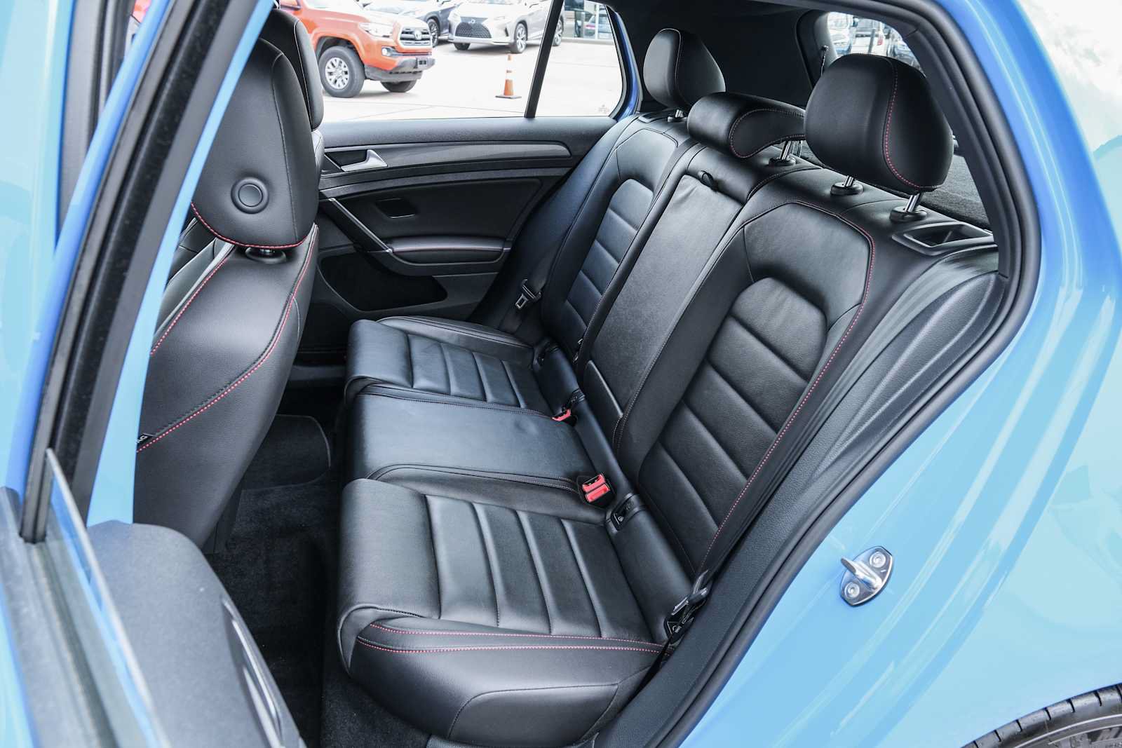 Used 2021 Volkswagen GTI Autobahn FWD image 32