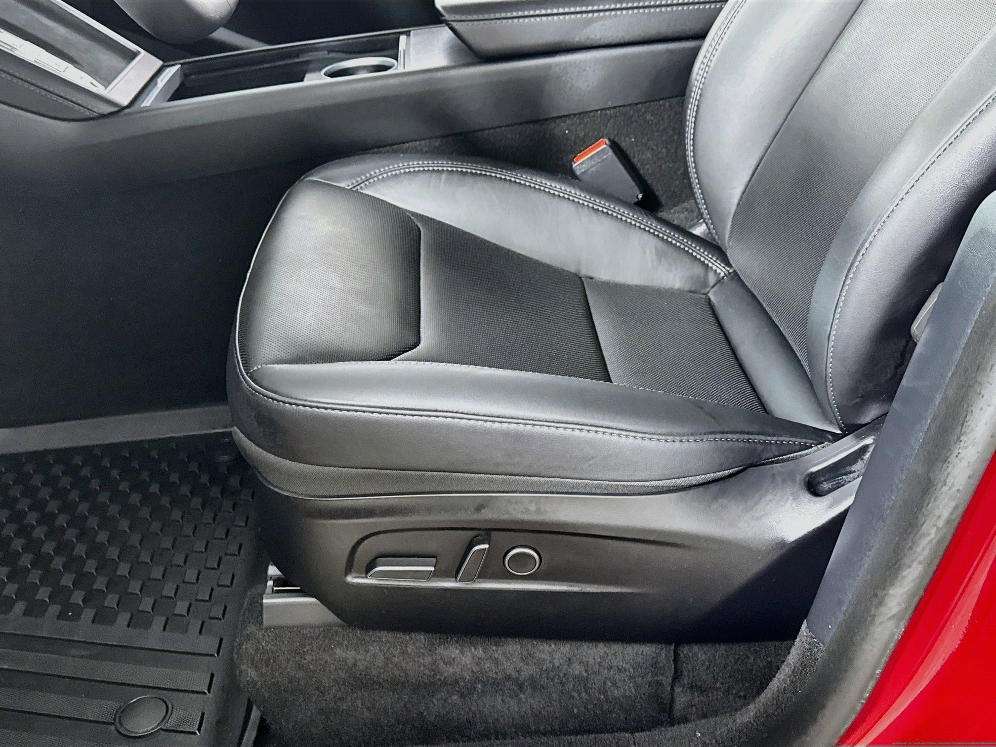 Used 2026 Tesla Model Y AWD image 21