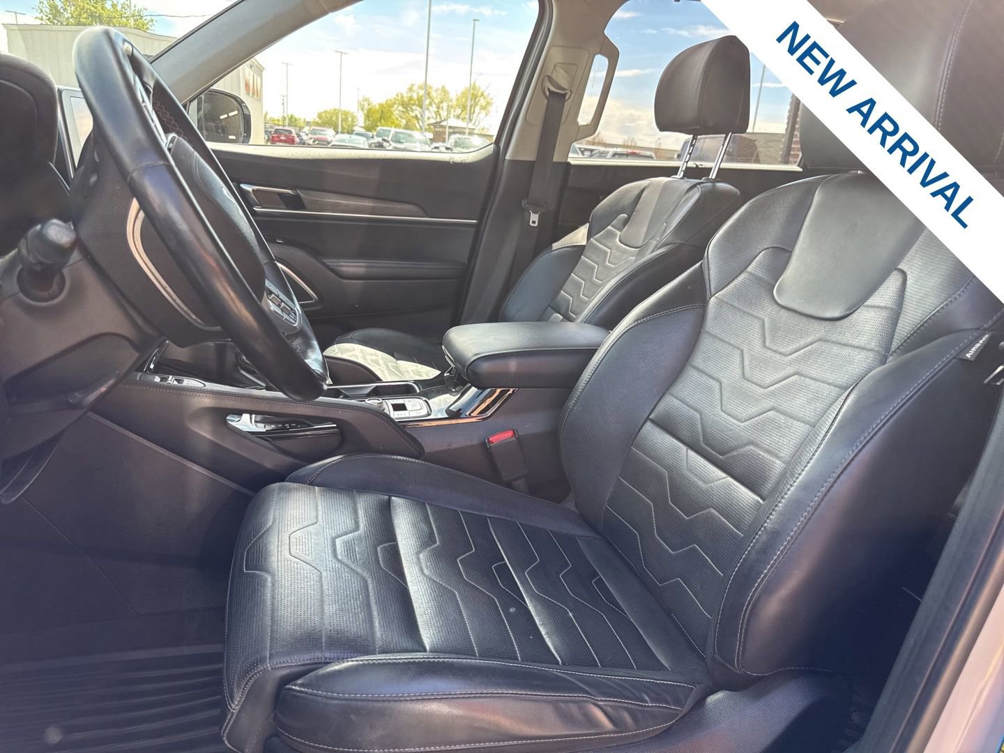 Used 2022 Kia Telluride SX w/ SX Prestige Package image 18