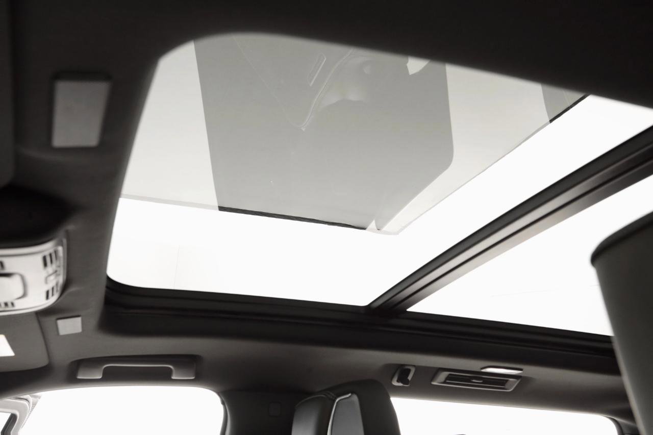 Used 2025 GMC Yukon XL Denali Ultimate image 33