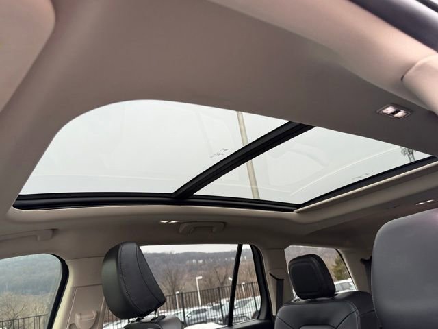 Used 2022 Lincoln Aviator AWD w/ Premium Package image 7