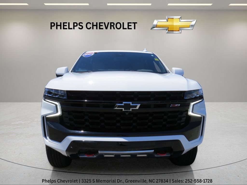 Used 2023 Chevrolet Tahoe Z71 w/ Luxury Package AWD/4WD image 3