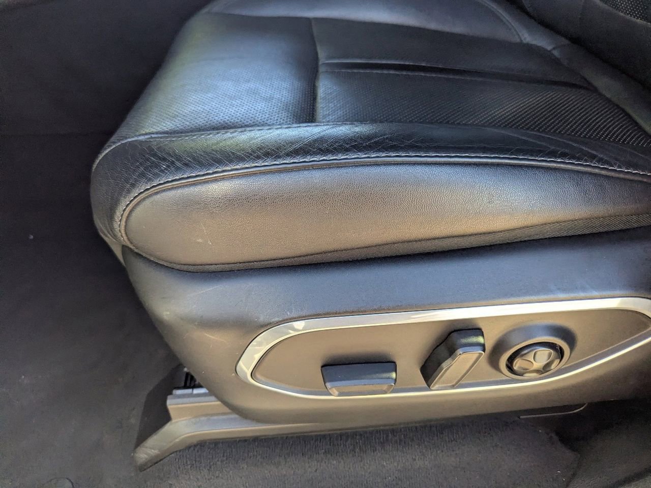 Used 2023 Jeep Wagoneer L Series II image 29
