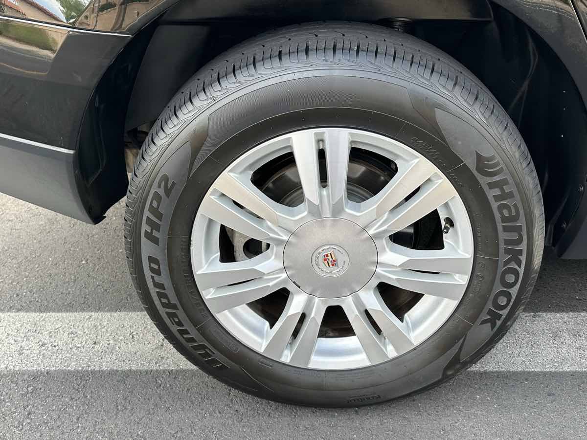 Used 2016 Cadillac SRX Luxury w/ Driver Awareness Package FWD image 58