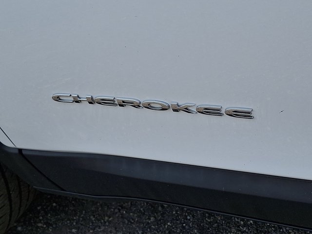 Certified 2019 Jeep Cherokee Limited AWD/4WD image 34
