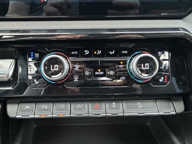 Certified 2024 GMC Sierra 1500 AT4 w/ Technology Package AWD/4WD image 26
