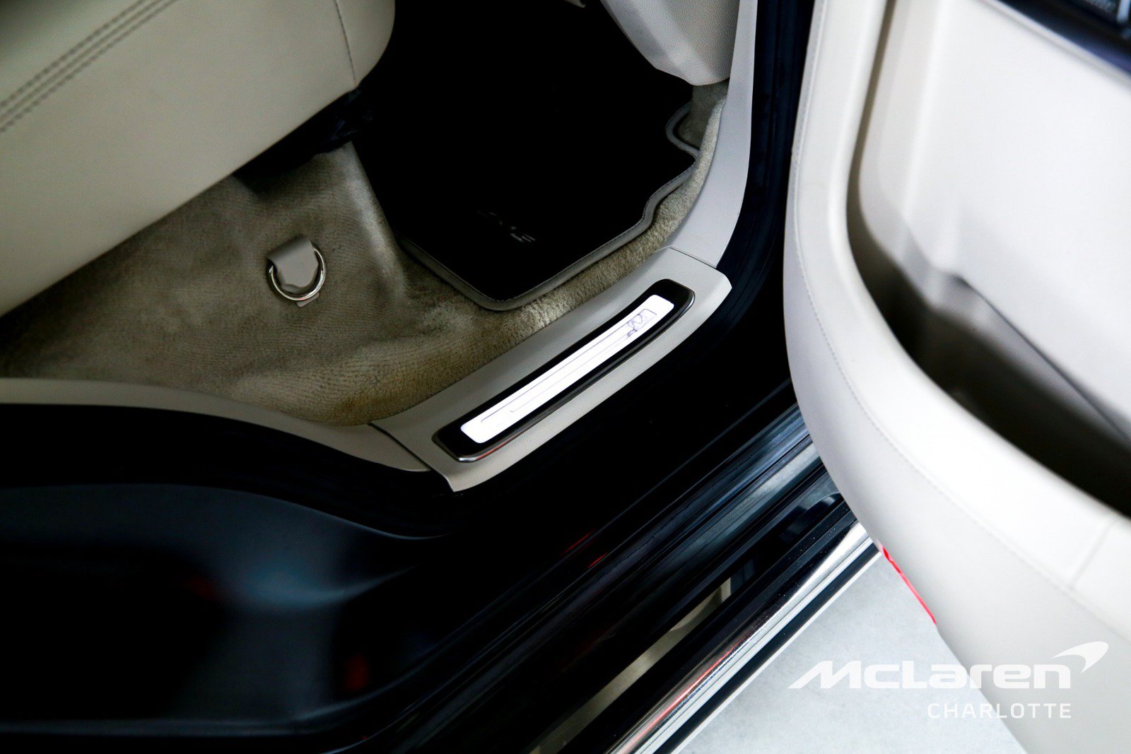Used 2021 Mercedes-Benz G 550 w/ AMG Line image 25