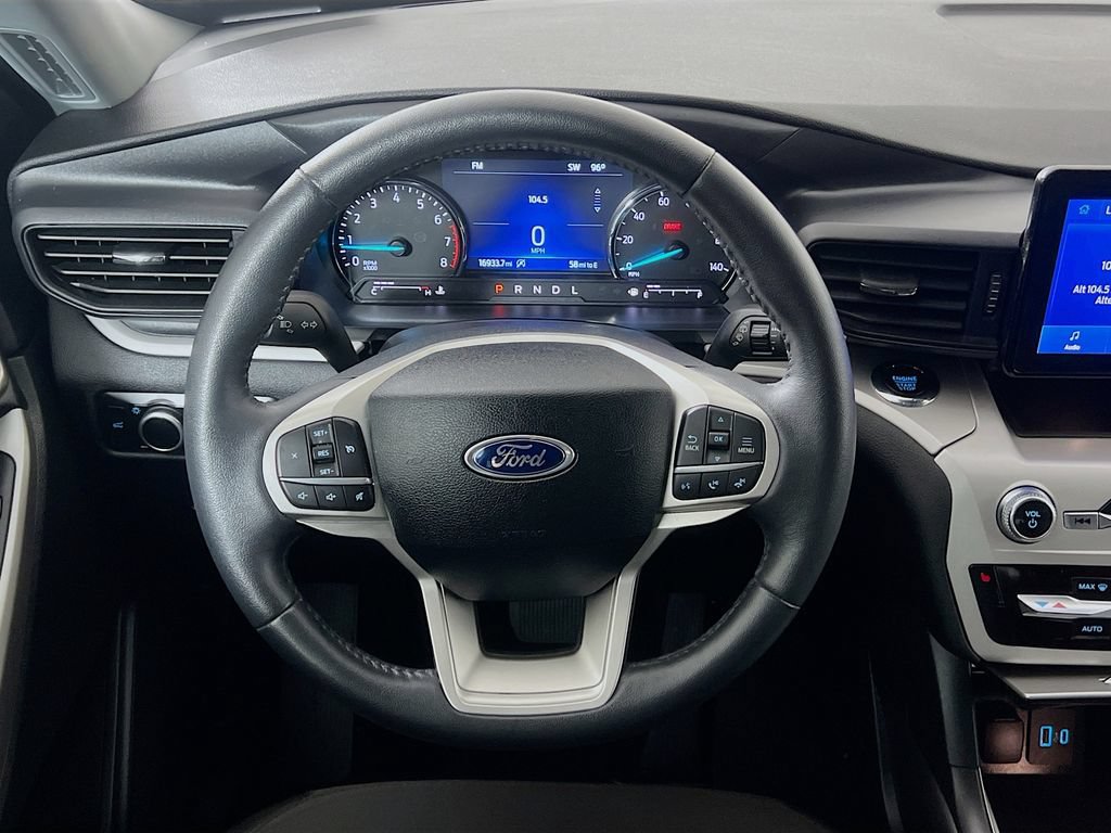 Certified 2024 Ford Explorer XLT AWD/4WD image 12