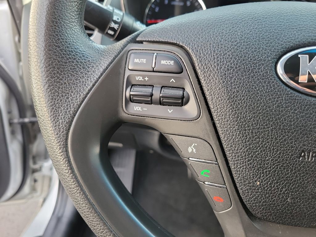 Used 2018 Kia Forte LX w/ LX Rear Camera Package image 21