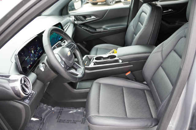 Used 2025 Chevrolet Equinox LT w/ Convenience Package II AWD/4WD image 16