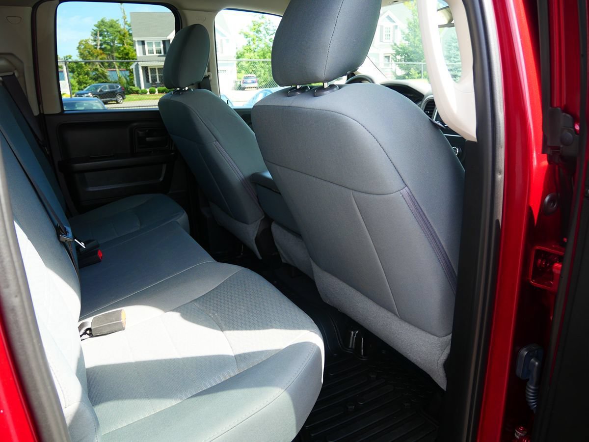 Used 2019 RAM 1500 Express AWD/4WD image 26