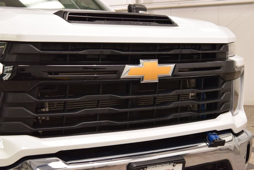 Used 2024 Chevrolet Silverado 3500 W/T w/ WT Convenience Package AWD/4WD image 5
