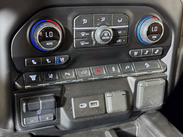 Used 2023 Chevrolet Silverado 3500 High Country w/ LPO, Hitch Package AWD/4WD image 14