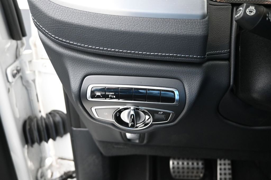 Used 2024 Mercedes-Benz G 550 image 27