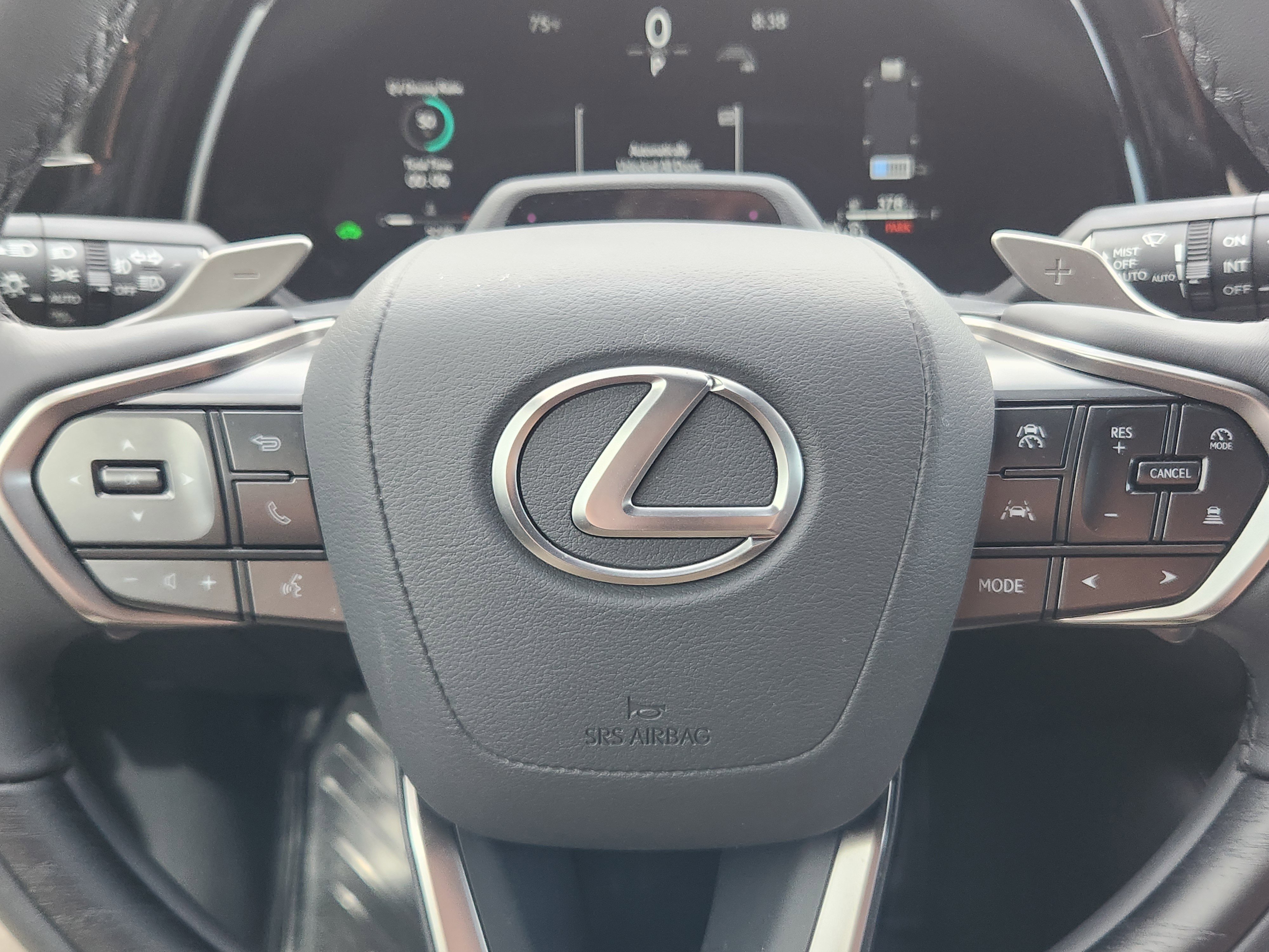 Used 2025 Lexus RX 350h w/ Convenience Package image 7