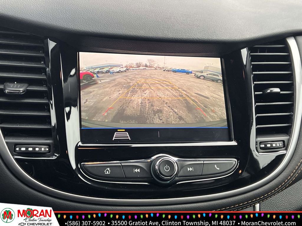 Certified 2022 Chevrolet Trax LT w/ LT Convenience Package image 20