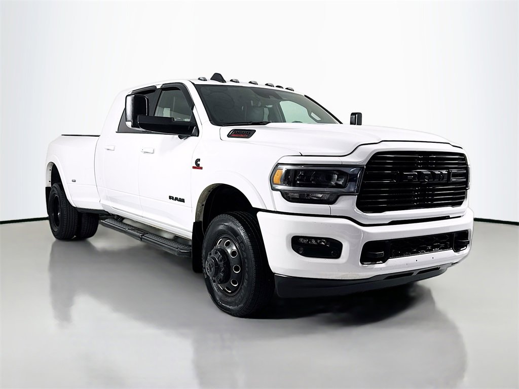 Used 2022 RAM 3500 Laramie w/ Night Edition image 3