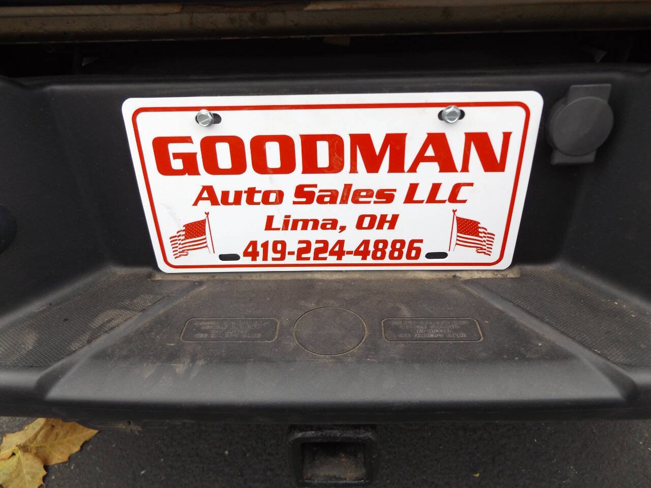 Used 2013 Ford F150 XLT w/ Mid Equipment Group image 9