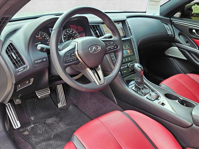 Used 2022 INFINITI Q60 Red Sport 400 w/ Carbon Fiber Package RWD image 10