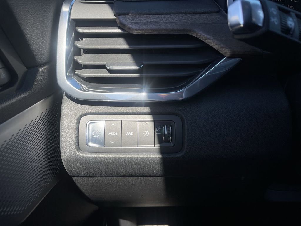 New 2026 GMC Acadia Denali Ultimate AWD/4WD image 18