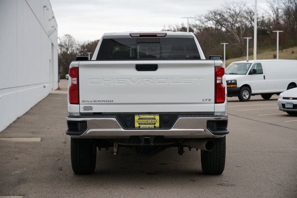 Used 2022 Chevrolet Silverado 3500 LTZ image 4