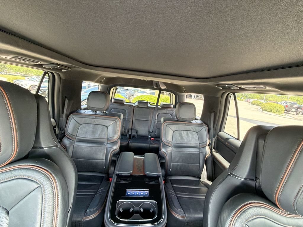 Used 2024 Lincoln Navigator Black Label AWD/4WD image 28