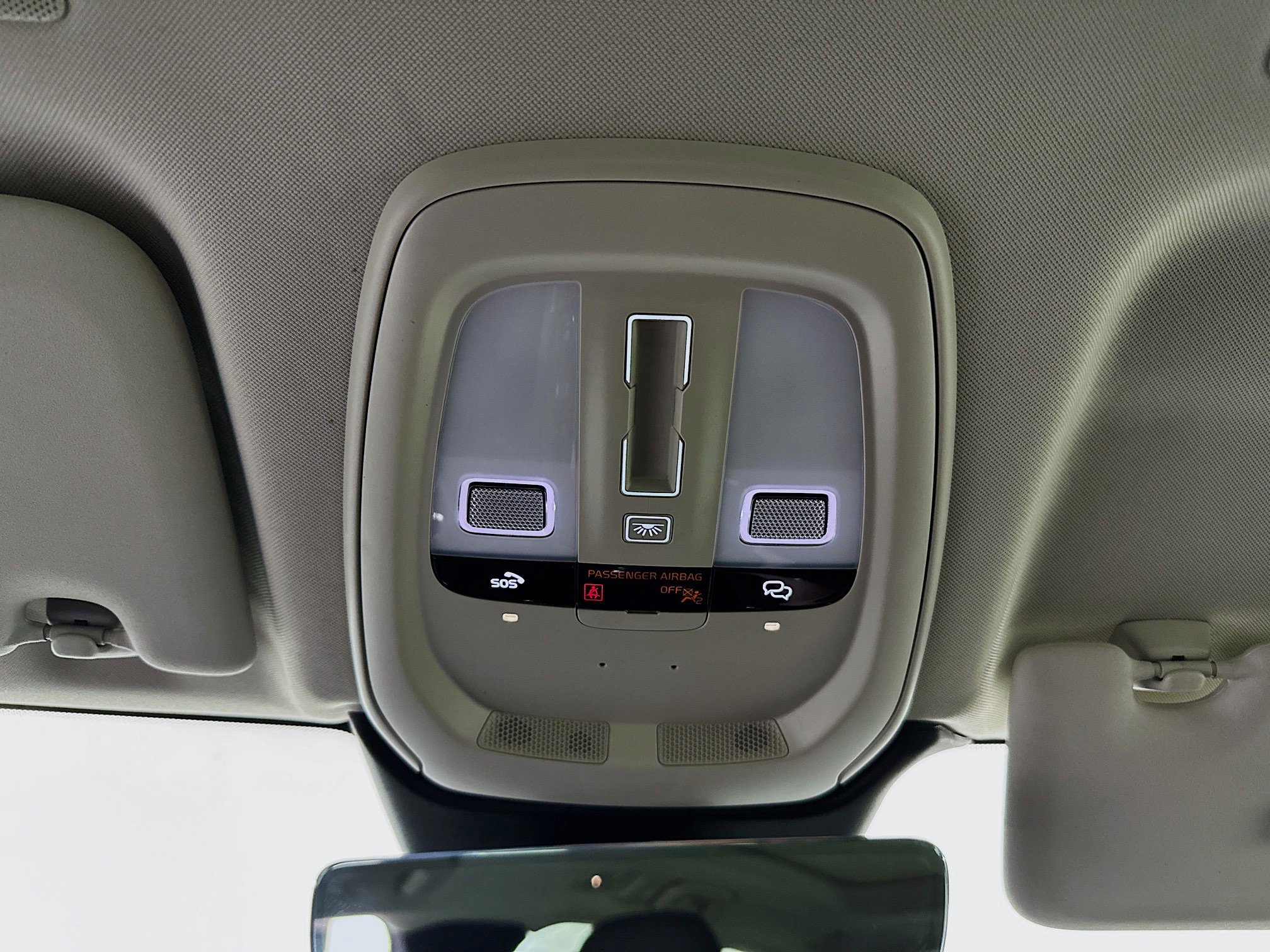 Used 2024 Volvo XC60 B5 Plus image 18