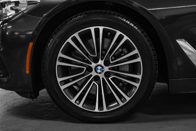 Used 2018 BMW 540i RWD image 59
