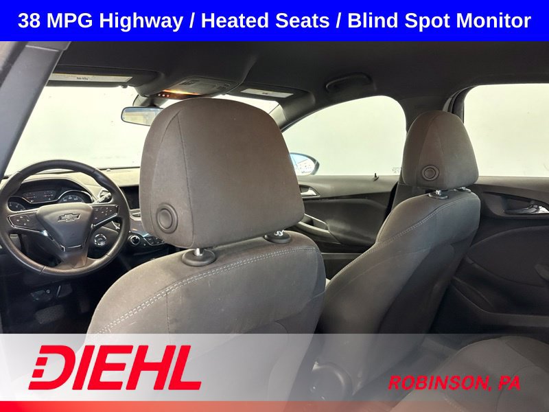 Used 2019 Chevrolet Cruze LT w/ Convenience Package FWD image 16