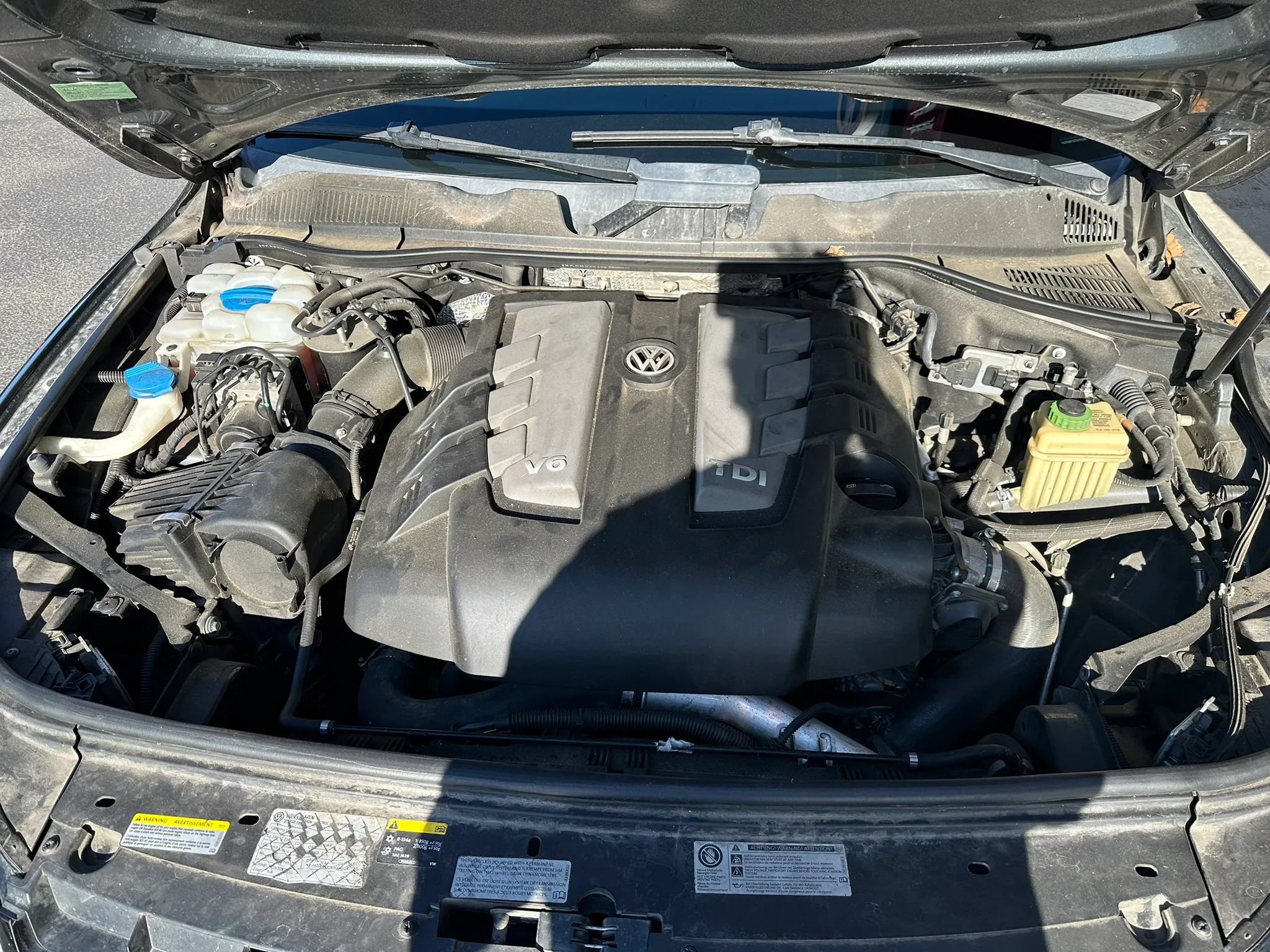 Used 2014 Volkswagen Touareg TDI AWD/4WD image 31